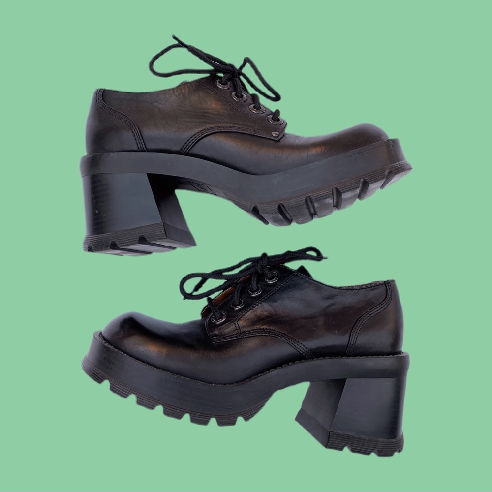 🚫SOLD🚫 Witchy Platform Oxfords 🕷 - Picture 2 of 6